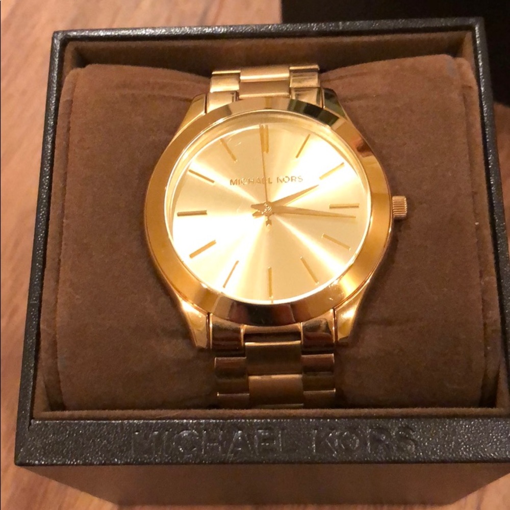 Michael Kors Watch - Picture 2 of 13